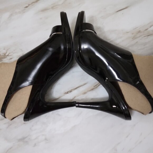 Andrew Geller | "Theola" Heeled Sandals Black Patent | Size 8 - Picture 6 of 12